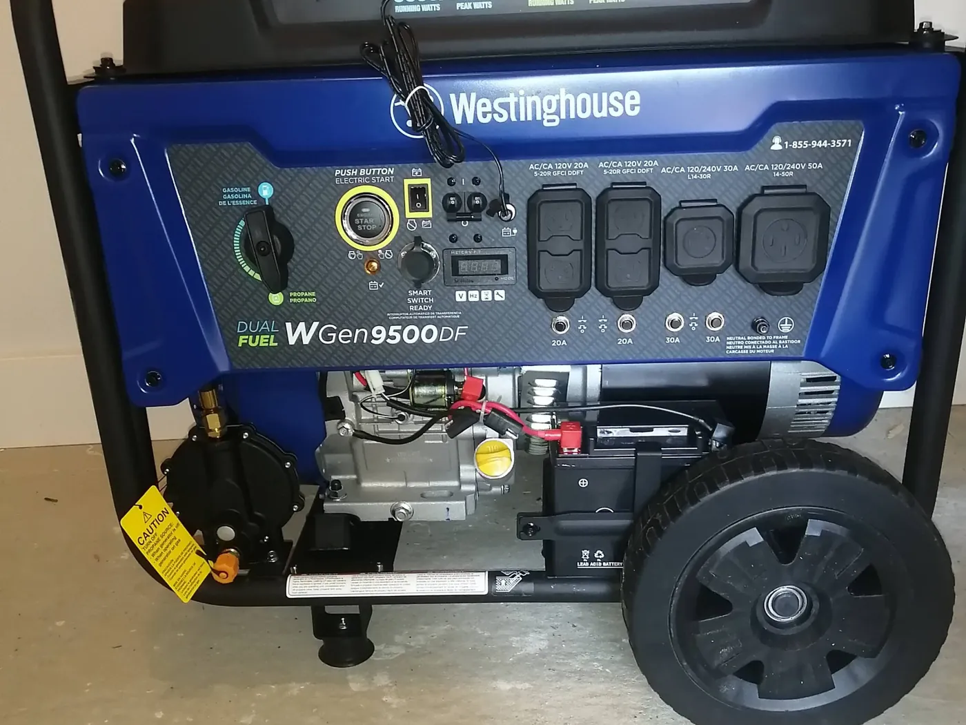 Génératrice Westinghouse bicarburant prête à être raccordée à une alimentation de secours